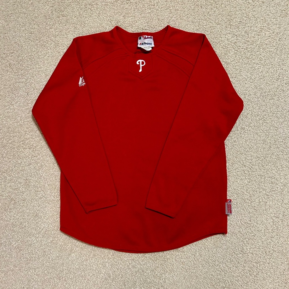 Philadelphia Phillies Majestic Therma Base Thermal Fleece Sweater. Med